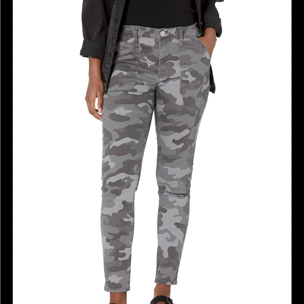 Seven 7 for all mankind camouflage pants 12